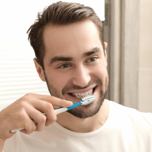 10 easy ways to clean stained teeth