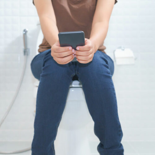 8 peeing mistakes to avoid for a healthy bladder