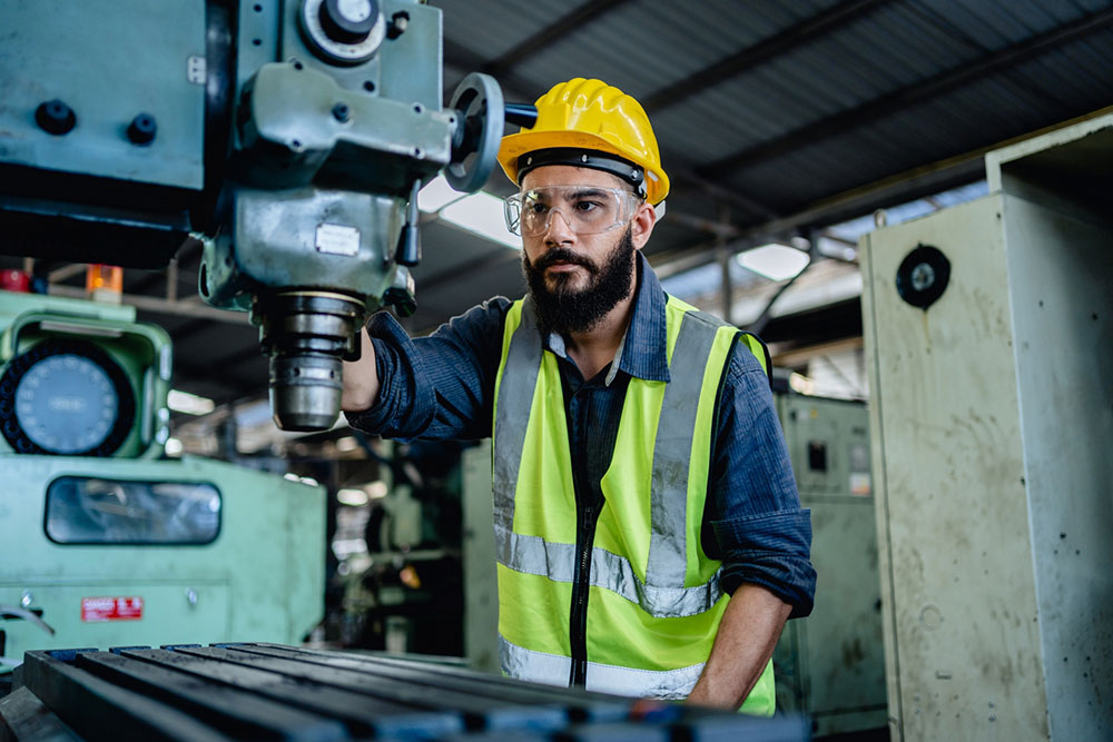 9 handy tips for industrial machine maintenance