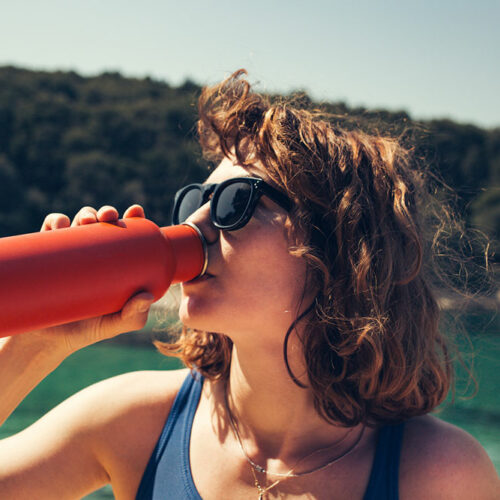 9 mistakes to avoid when drinking water from a bottle